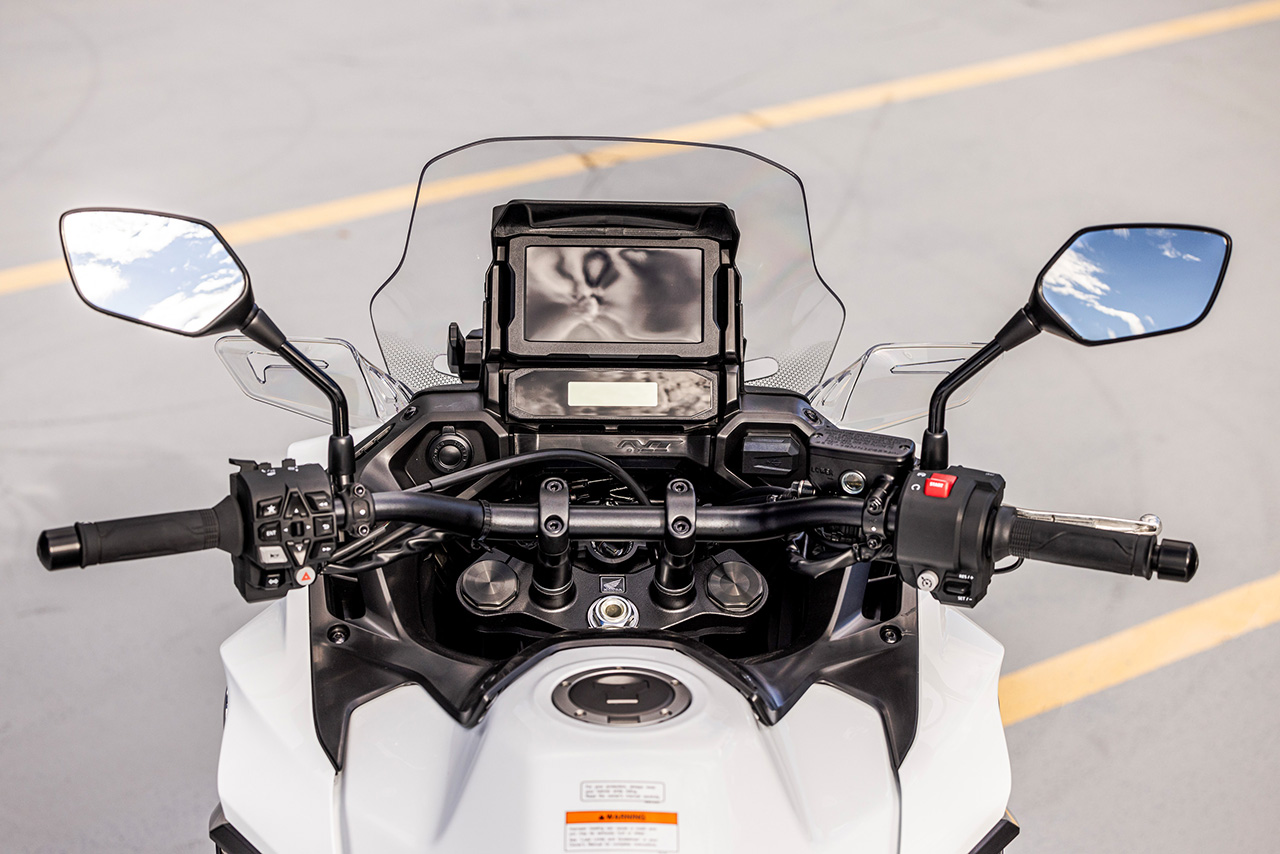 Honda NT1100 Moto della polizia 1 Honda NT1100 Moto della polizia 1