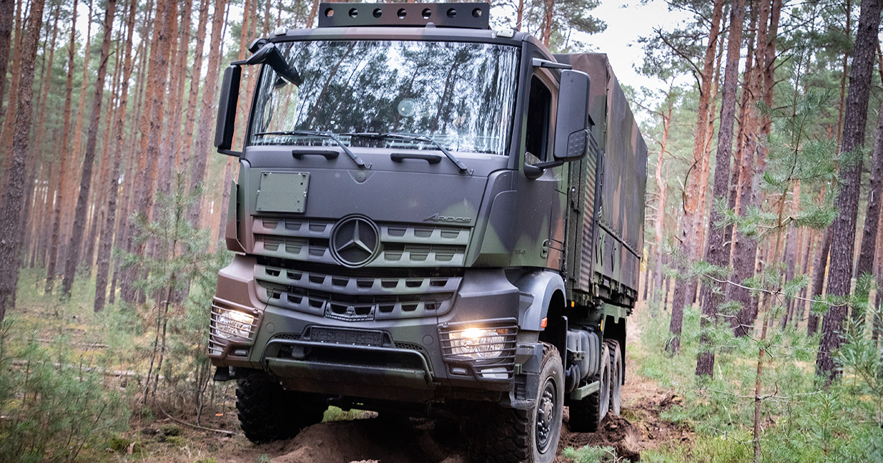 Camion Mercedes-Benz Arocs a trazione integrale