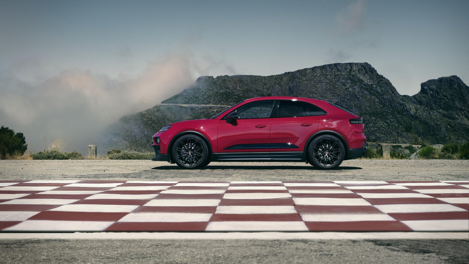 Vista posteriore della Porsche Macan GTS