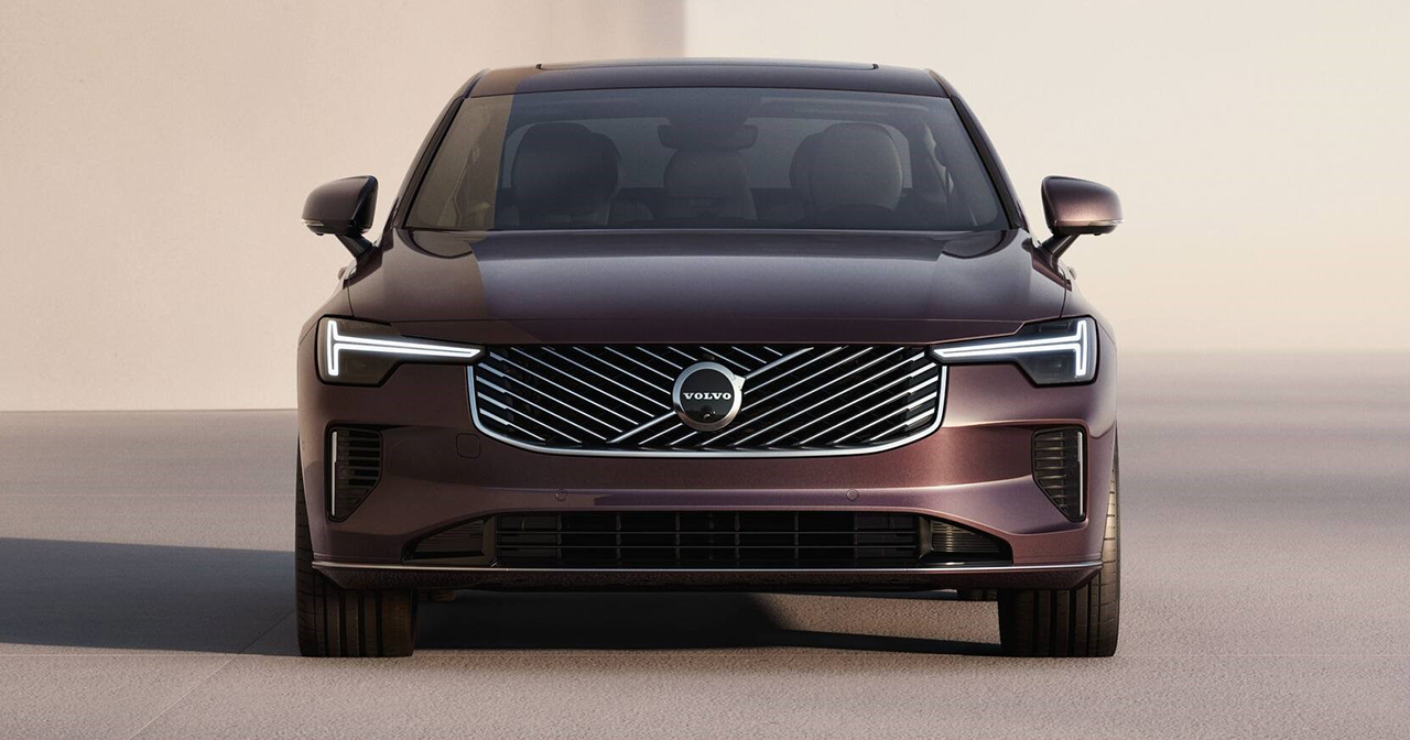 Nuovo paraurti anteriore della nuova Volvo S90