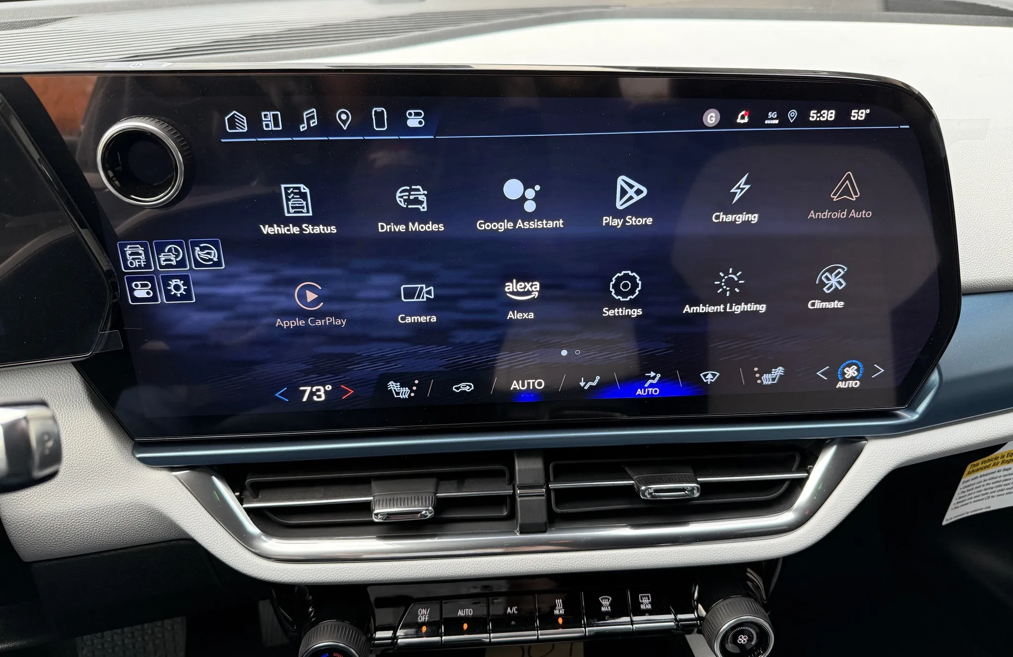 Integrazione di Apple CarPlay e Android Auto nei veicoli GM