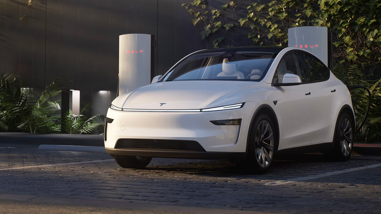 La Tesla Model Y aggiornata - vista frontale