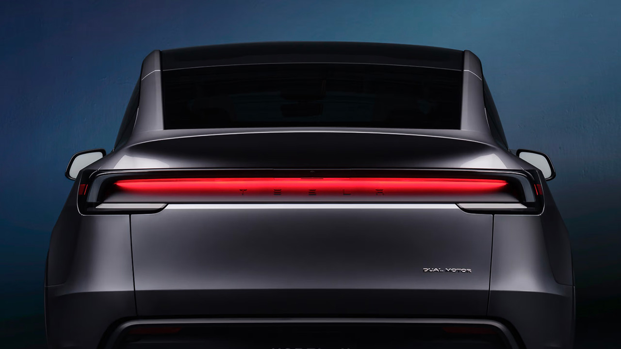 Interno della Tesla Model Y aggiornata