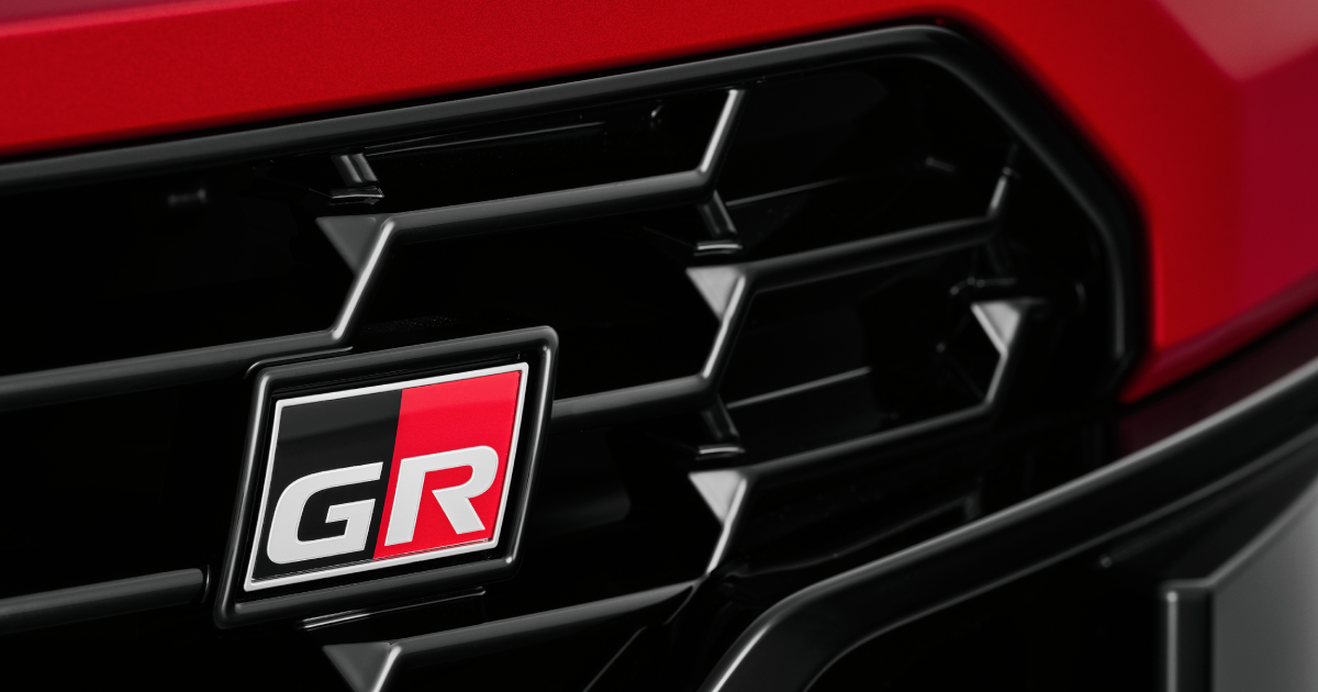 Interni del Toyota RAV4 GR Sport
