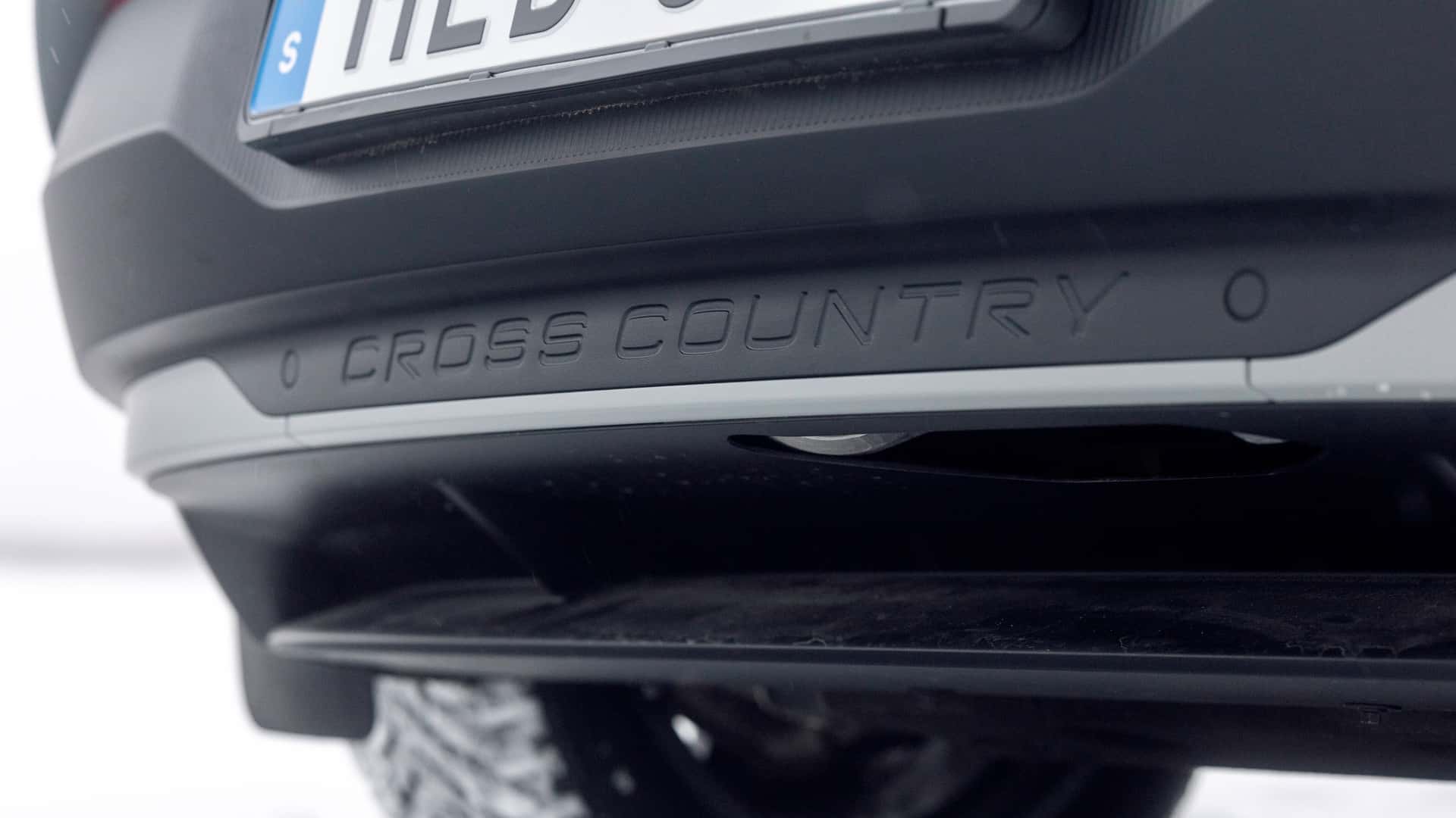 Volvo EX30 Cross Country su strada Volvo EX30 Cross Country su strada