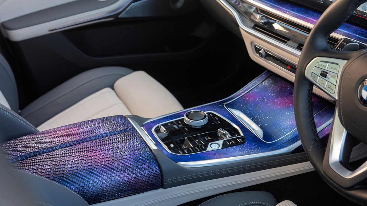 Interni della BMW X7 Nishiki Lounge Interni della BMW X7 Nishiki Lounge