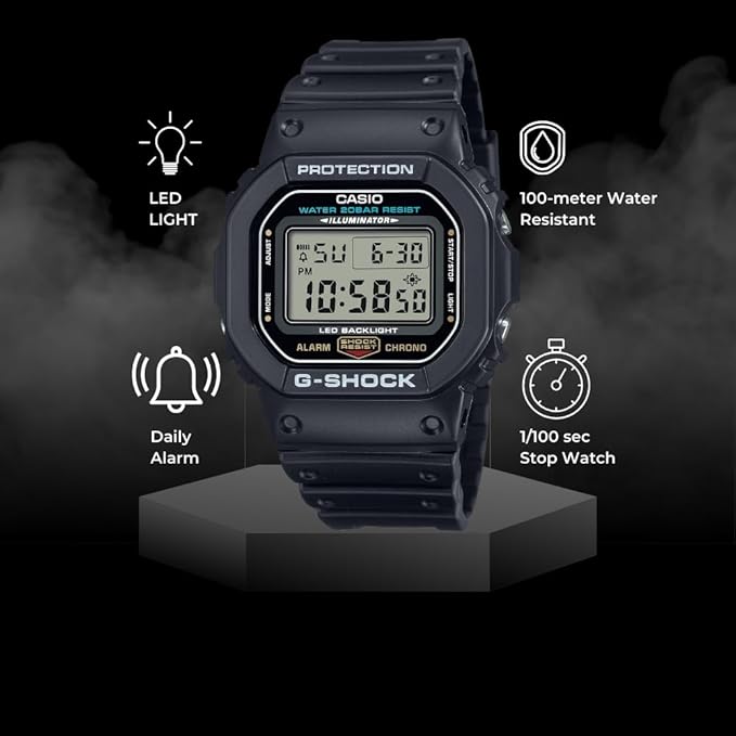 Casio G-Shock DW5600UE sullo sfondo