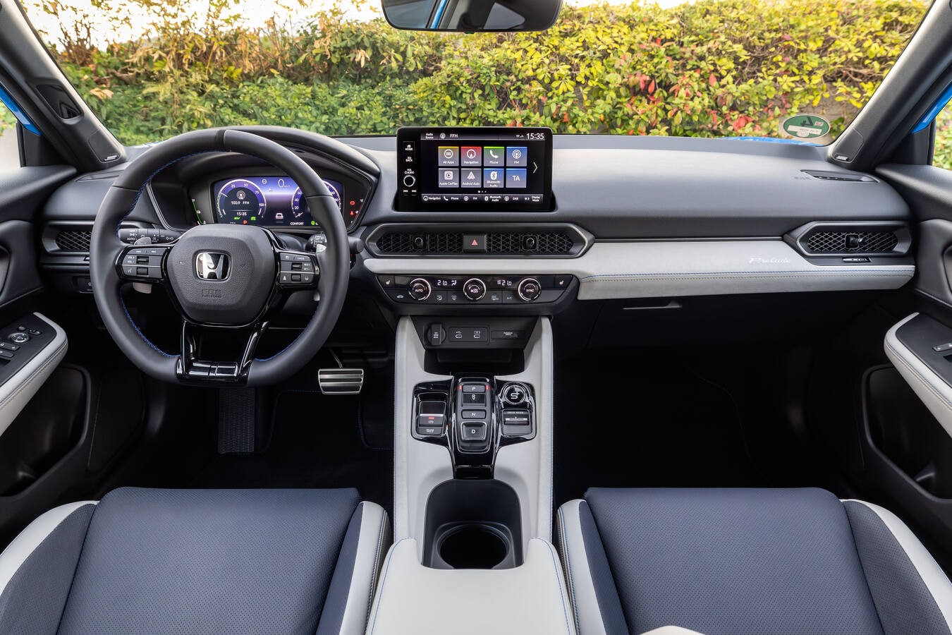 Honda Prelude e:HEV interior