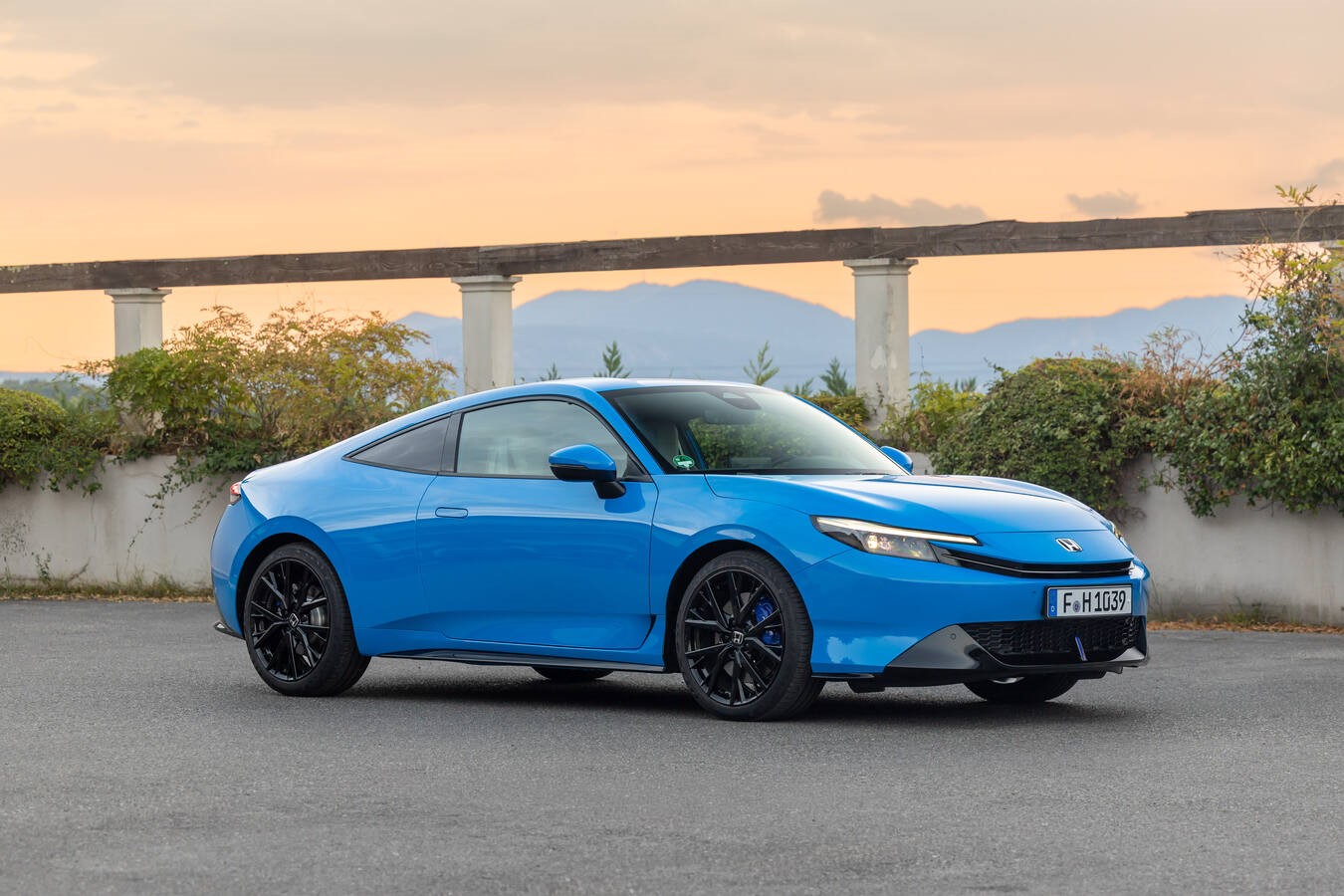 Honda Prelude e:HEV sports coupe