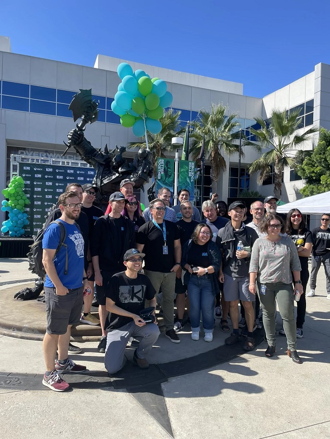 Phil Spencer e i principali dirigenti di Xbox hanno visitato il quartier generale di Blizzard e hanno parlato con il team di sviluppo.-6