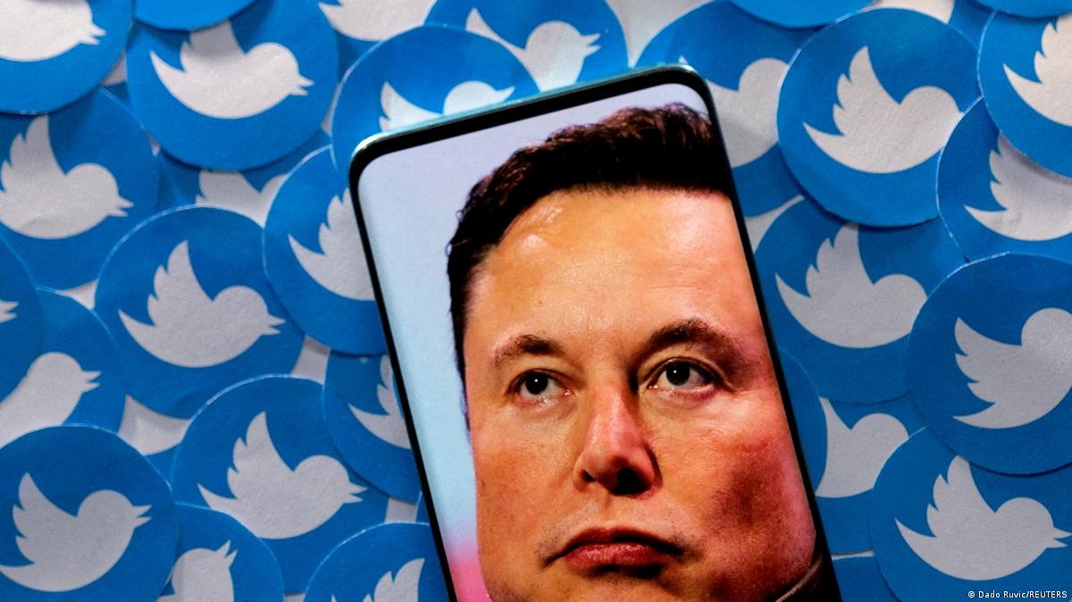 Elon Musk ha cambiato idea: secondo quanto riportato dai media, il nuovo proprietario di Twitter starebbe chiedendo ad alcuni dipendenti licenziati di tornare a lavorare nell'azienda Elon Musk ha cambiato idea: secondo quanto riportato dai media, il nuovo proprietario di Twitter starebbe chiedendo ad alcuni dipendenti licenziati di tornare a lavorare nell'azienda