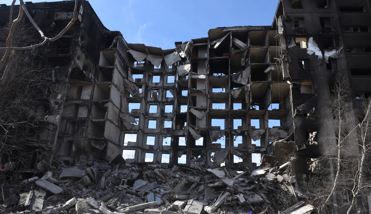 Sviluppatori ucraini creano un gioco di ruolo sulla tragica storia degli abitanti della distrutta Mariupol Sviluppatori ucraini creano un gioco di ruolo sulla tragica storia degli abitanti della distrutta Mariupol