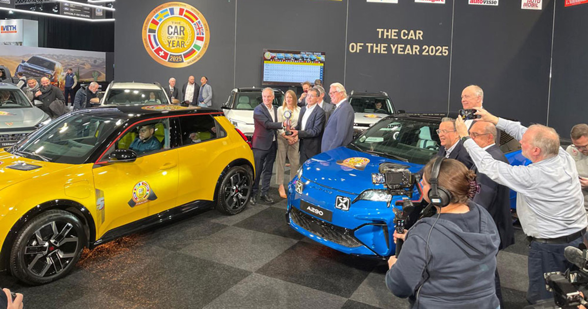 Cerimonia di premiazione La cerimonia di premiazione è avvenuta in concomitanza con l'inizio del Salone Internazionale dell'Automobile di Bruxelles.