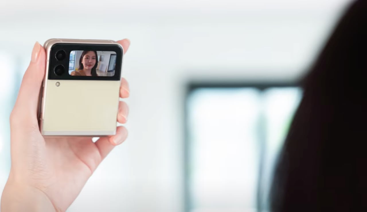 Un tocco di futuro: 10 cose che rendono il Samsung Z Flip 3 diverso dallo Z Flip-11