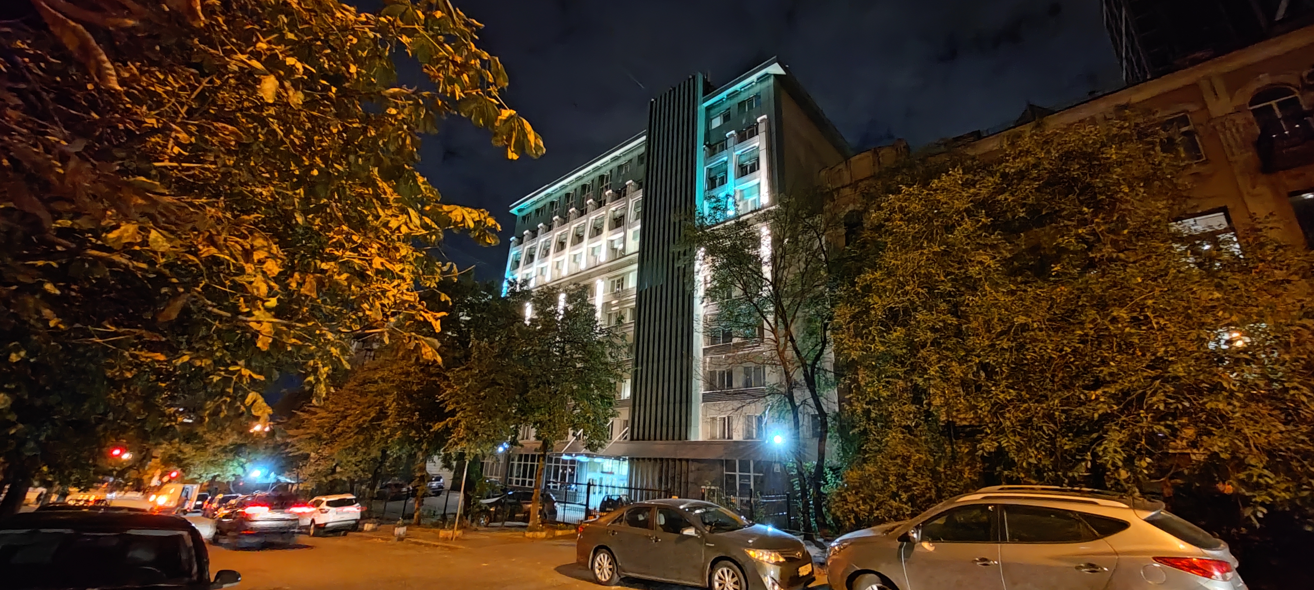 Xiaomi MIX 4 con i miei occhi: una fotocamera frontale sotto lo schermo che davvero non si vede-82 Xiaomi MIX 4 con i miei occhi: una fotocamera frontale sotto lo schermo che davvero non si vede-82