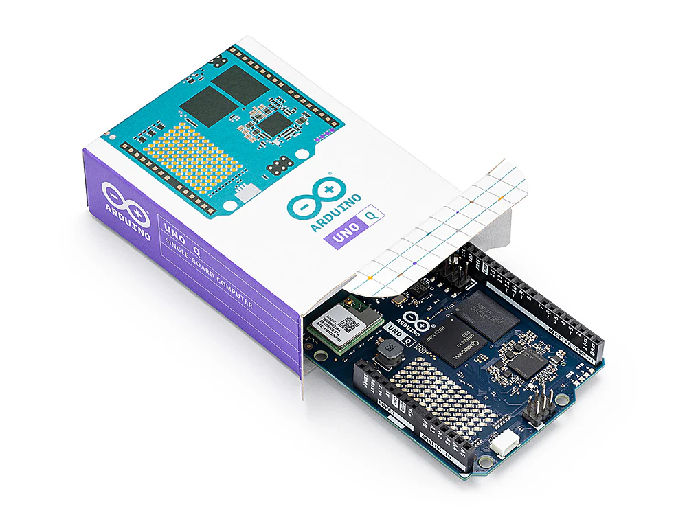 Unboxing della scheda Arduino UNO Q