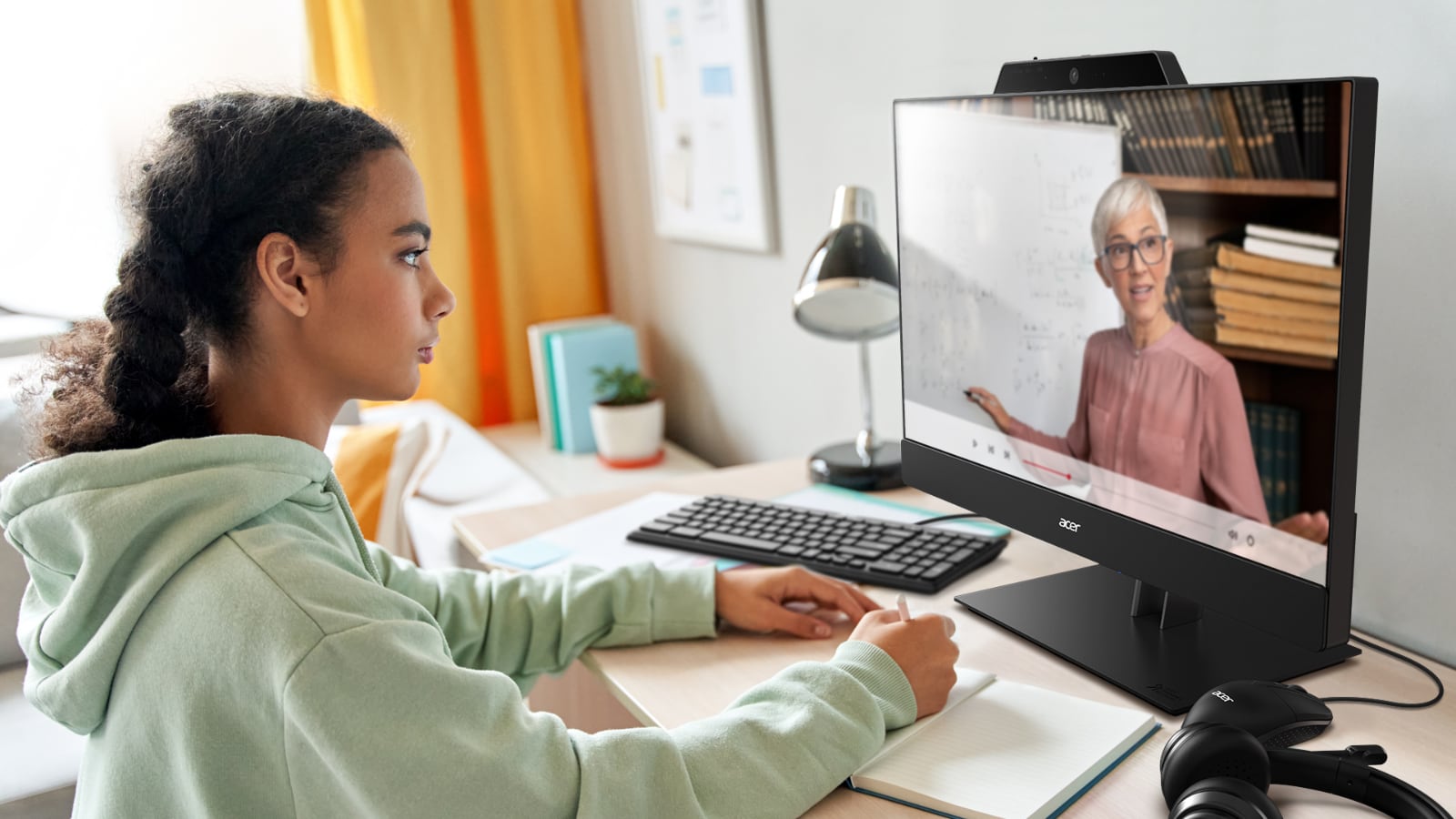 Acer aggiunge un monitor FHD 1080p da 24 pollici a tutti i nuovi Chromebox CXI5 e ha realizzato la soluzione Add-In-One 24 a 610 euro