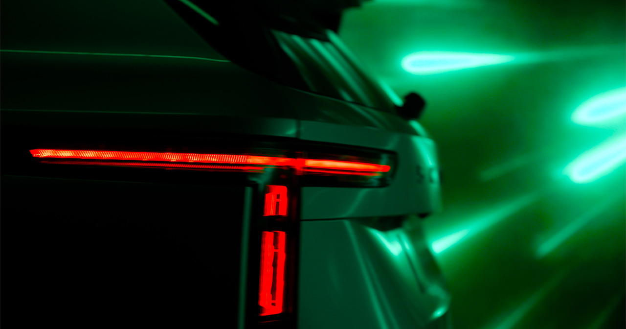 Immagine teaser del SUV elettrico Skoda Space Immagine teaser del SUV elettrico Skoda Space