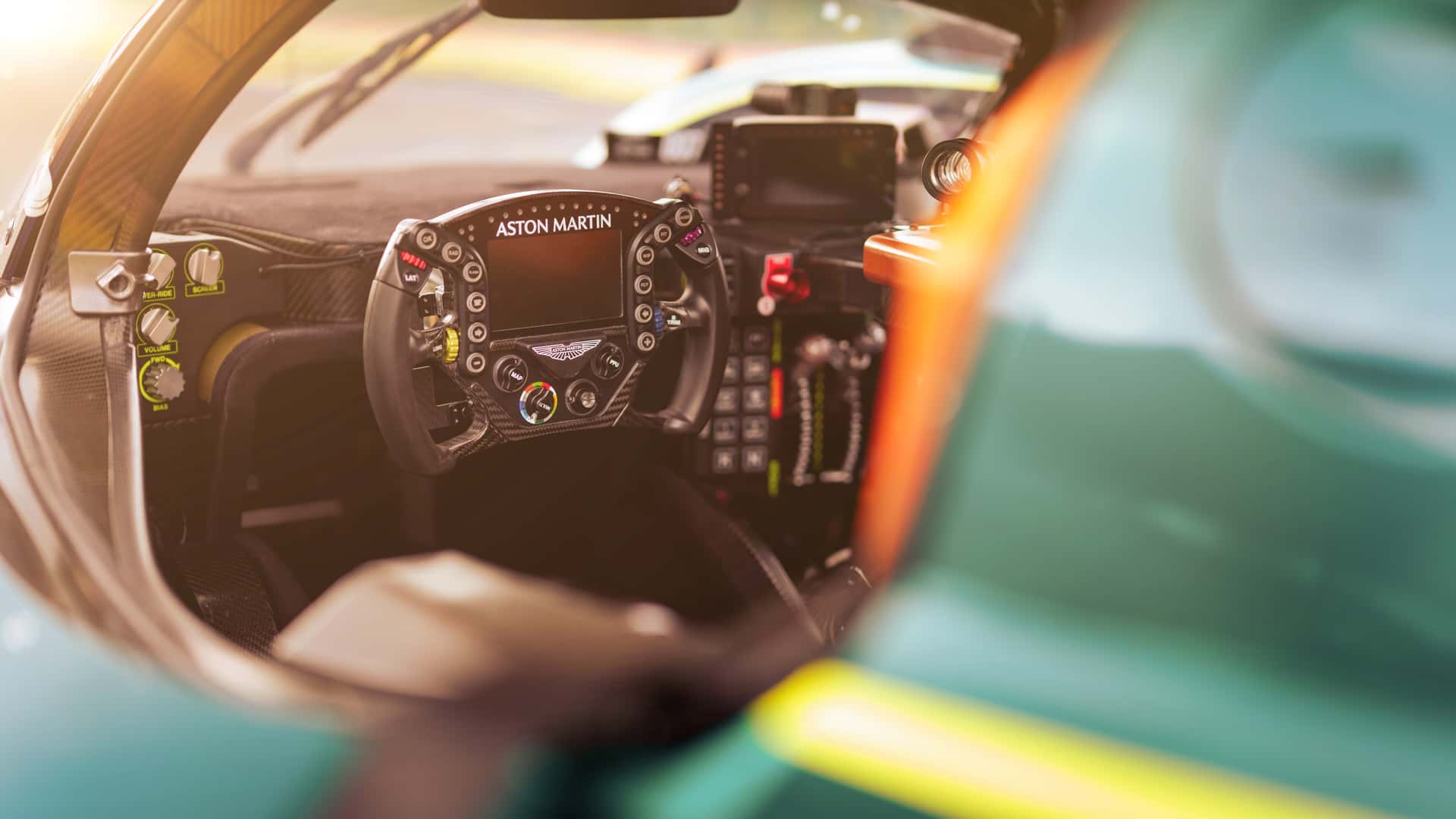 Aston Martin Valkyrie LM 2025 - immagine 3