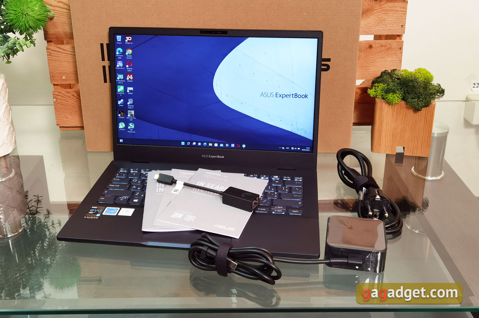 Recensione dell'ASUS ExpertBook B5: un portatile business affidabile con una durata della batteria impressionante-3