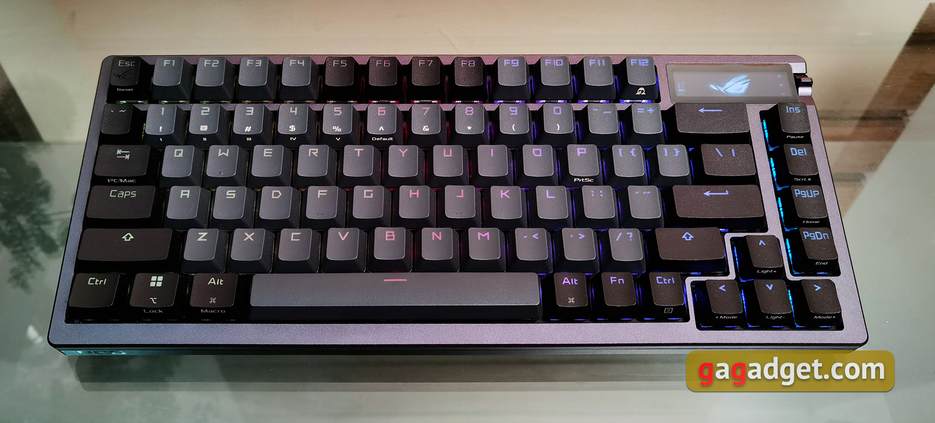 Recensione di ASUS ROG Azoth: una tastiera meccanica senza compromessi per i videogiocatori che non ti aspetti-11 Recensione di ASUS ROG Azoth: una tastiera meccanica senza compromessi per i videogiocatori che non ti aspetti-11