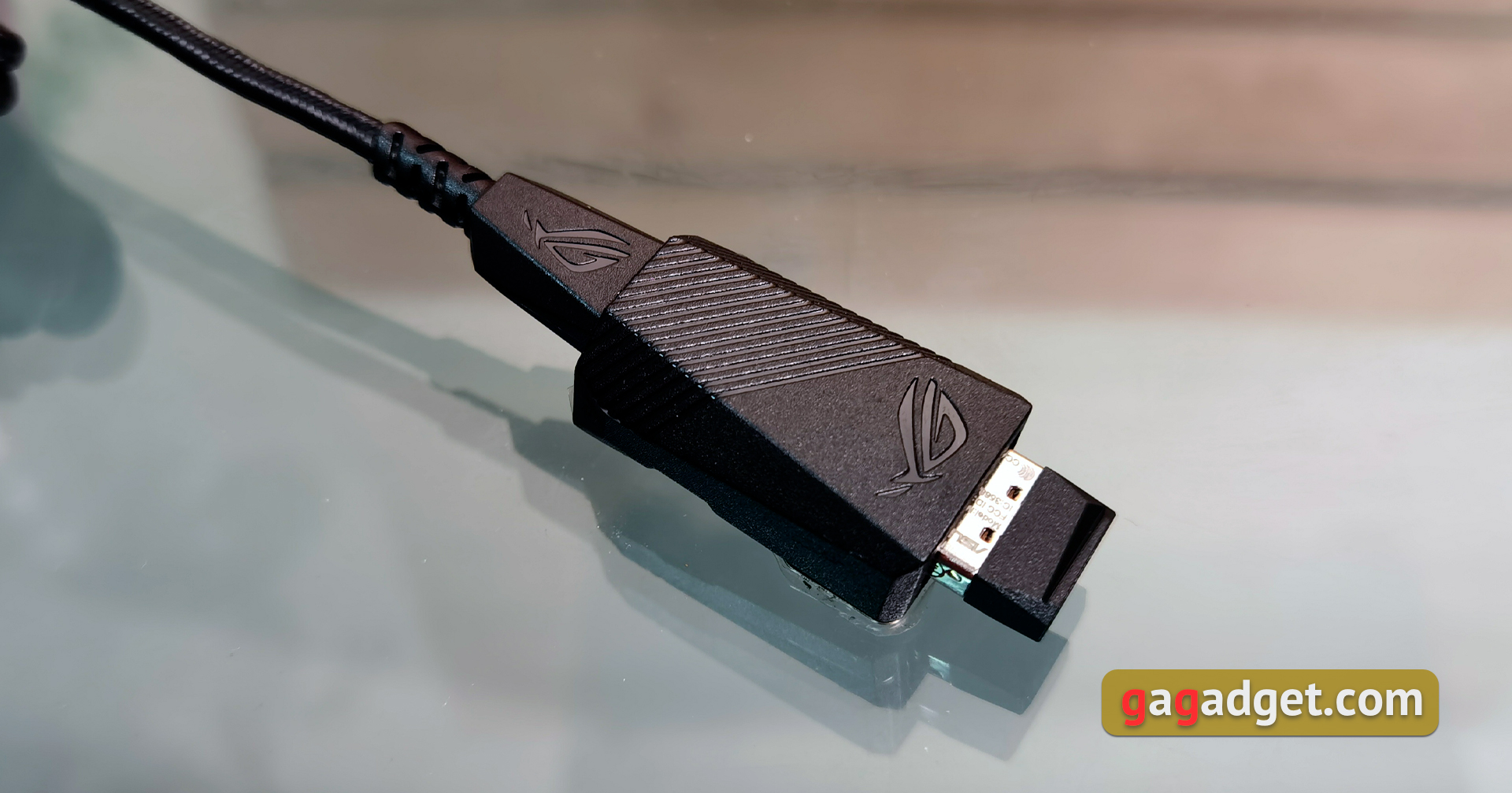 Recensione di ASUS ROG Azoth: una tastiera meccanica senza compromessi per i videogiocatori che non ti aspetti-48 Recensione di ASUS ROG Azoth: una tastiera meccanica senza compromessi per i videogiocatori che non ti aspetti-48