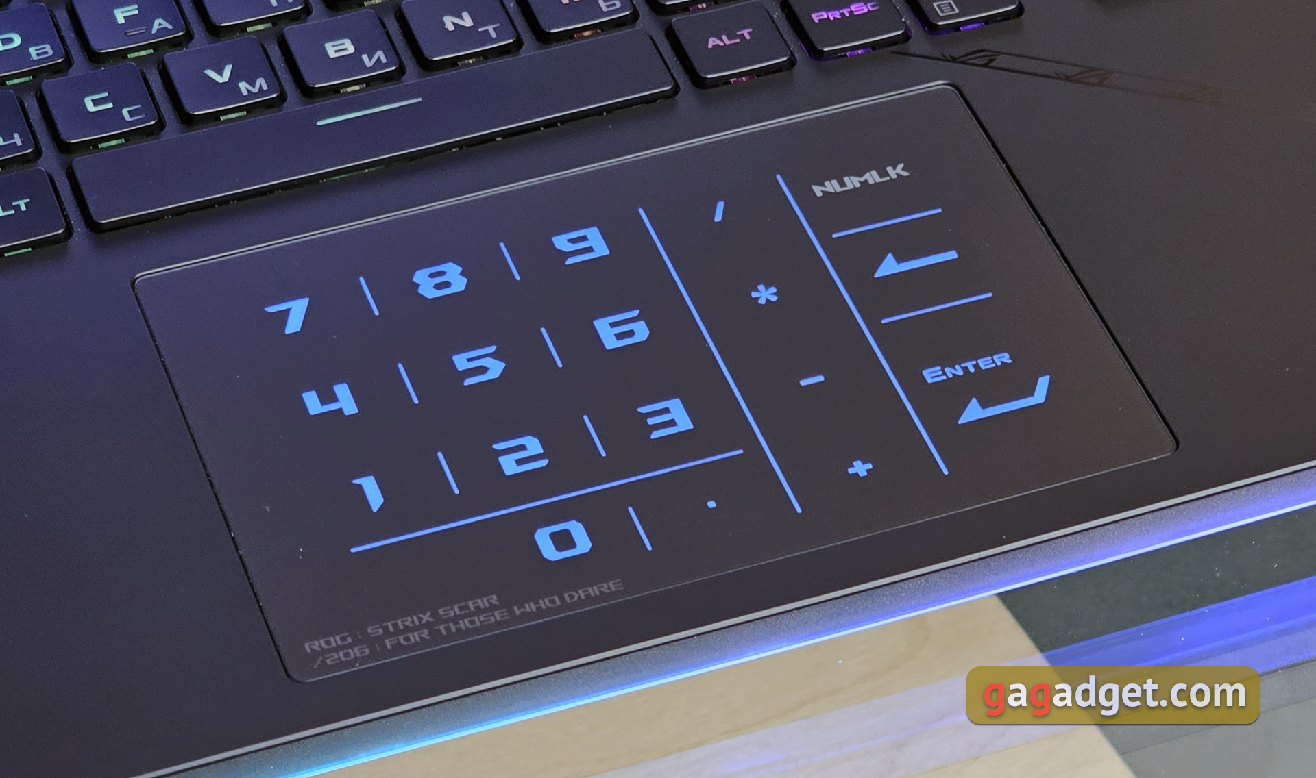 Recensione di ASUS ROG Strix SCAR 16 (2023): dominio totale sul campo di battaglia virtuale-25