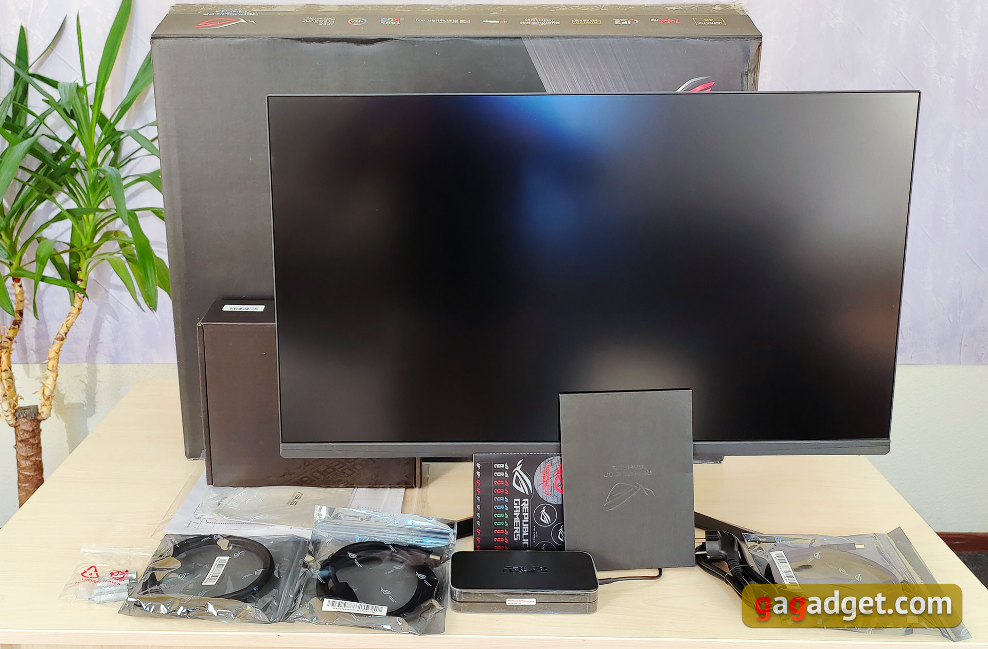 Recensione ASUS ROG Swift PG32UQ: monitor da gioco 4K a punti quantici-2