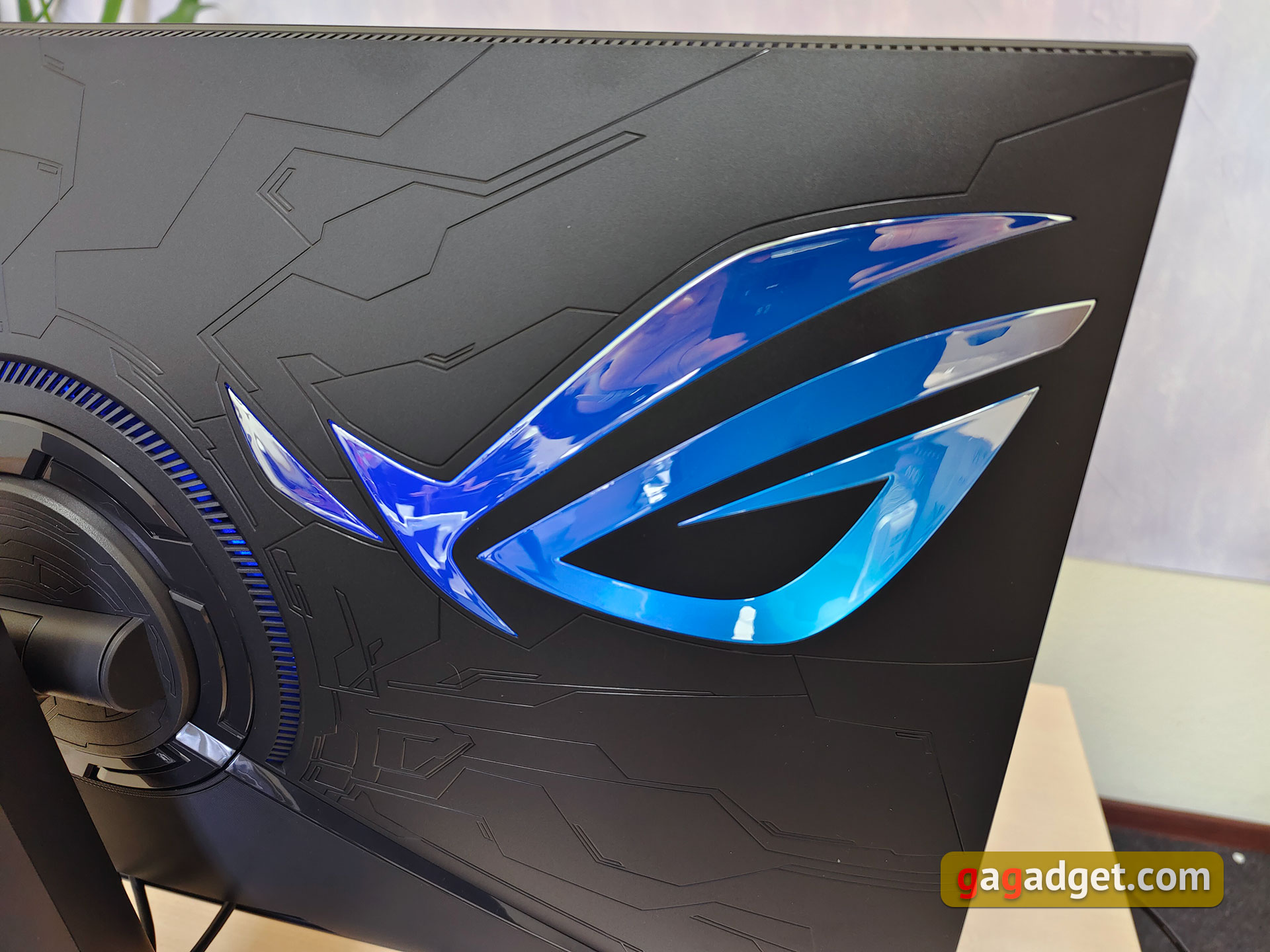 Recensione ASUS ROG Swift PG32UQ: monitor da gioco 4K a punti quantici-7