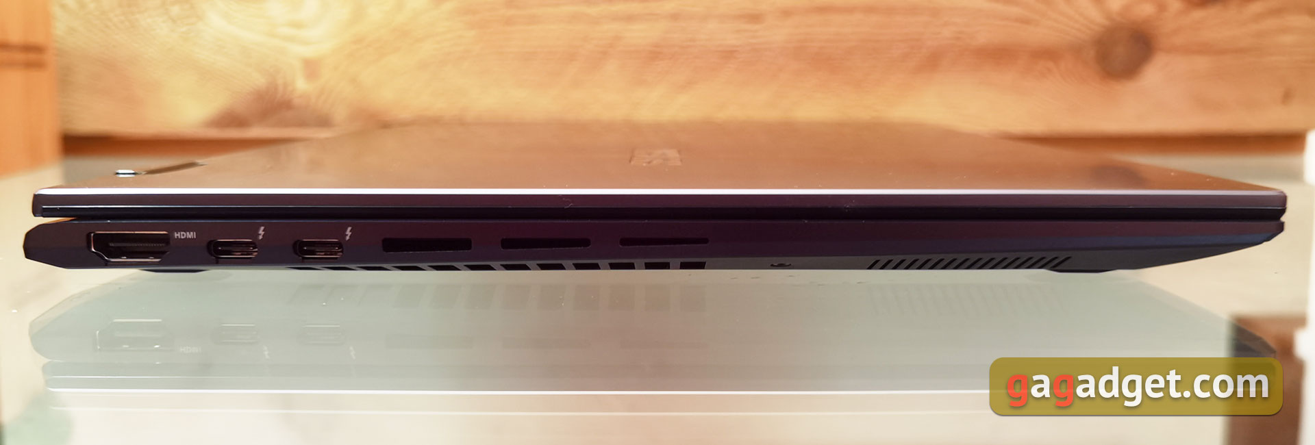 Recensione ASUS Zenbook 14 Flip OLED (UP5401E): potente Ultrabook Transformer con schermo OLED-13
