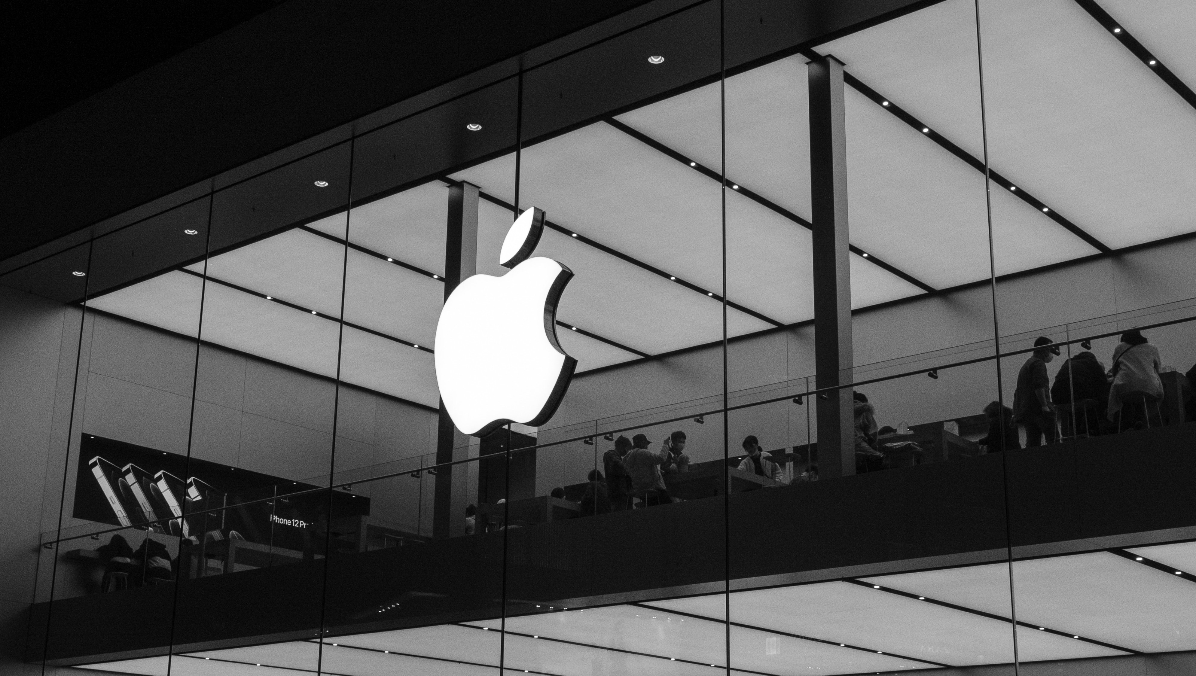 Bloomberg: Apple spenderà 1 miliardo di dollari all'anno per sviluppare l'intelligenza artificiale generativa e recuperare il ritardo sui rivali Bloomberg: Apple spenderà 1 miliardo di dollari all'anno per sviluppare l'intelligenza artificiale generativa e recuperare il ritardo sui rivali