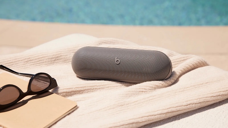 Kim Kardashian e Apple hanno presentato l'altoparlante wireless Beats Pill in due nuovi colori-3 Kim Kardashian e Apple hanno presentato l'altoparlante wireless Beats Pill in due nuovi colori-3