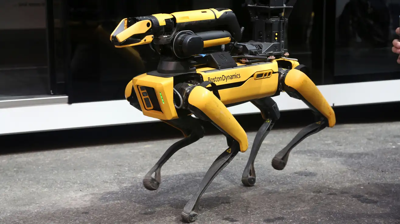 Il Massachusetts ha proposto di vietare l'armamento dei robot Il Massachusetts ha proposto di vietare l'armamento dei robot