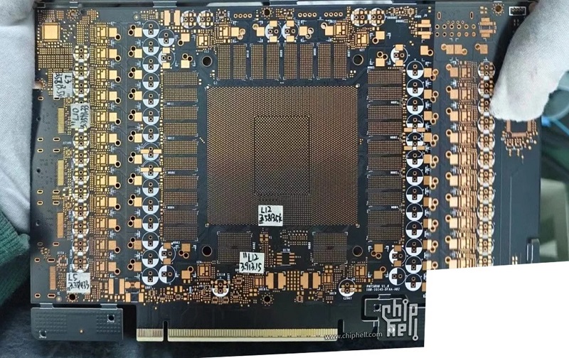 Un'altra foto della RTX 5090 Un'altra foto della RTX 5090