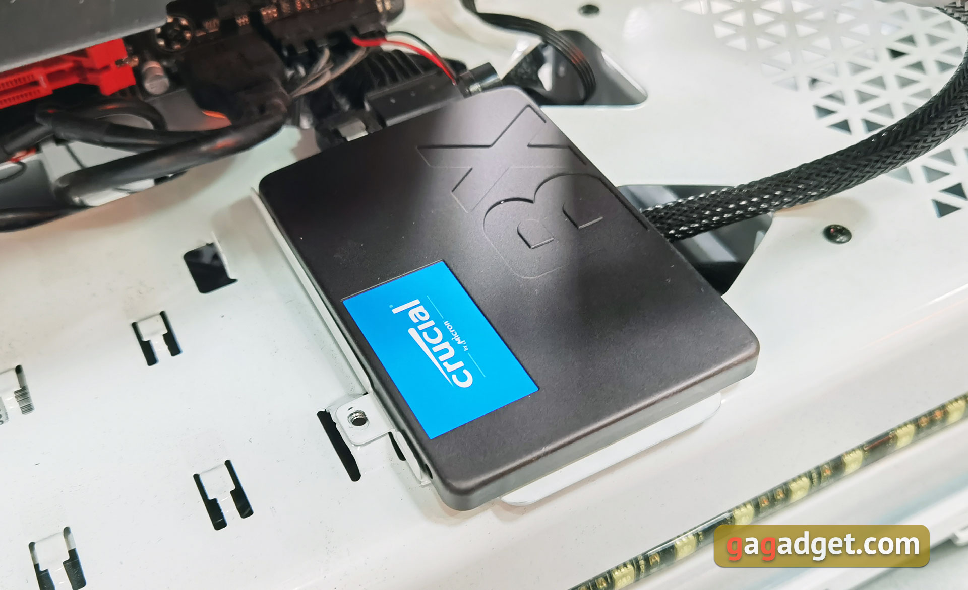 Recensione Crucial BX500 da 1 TB: SSD economico come spazio di archiviazione al posto dell'HDD Recensione Crucial BX500 da 1 TB: SSD economico come spazio di archiviazione al posto dell'HDD