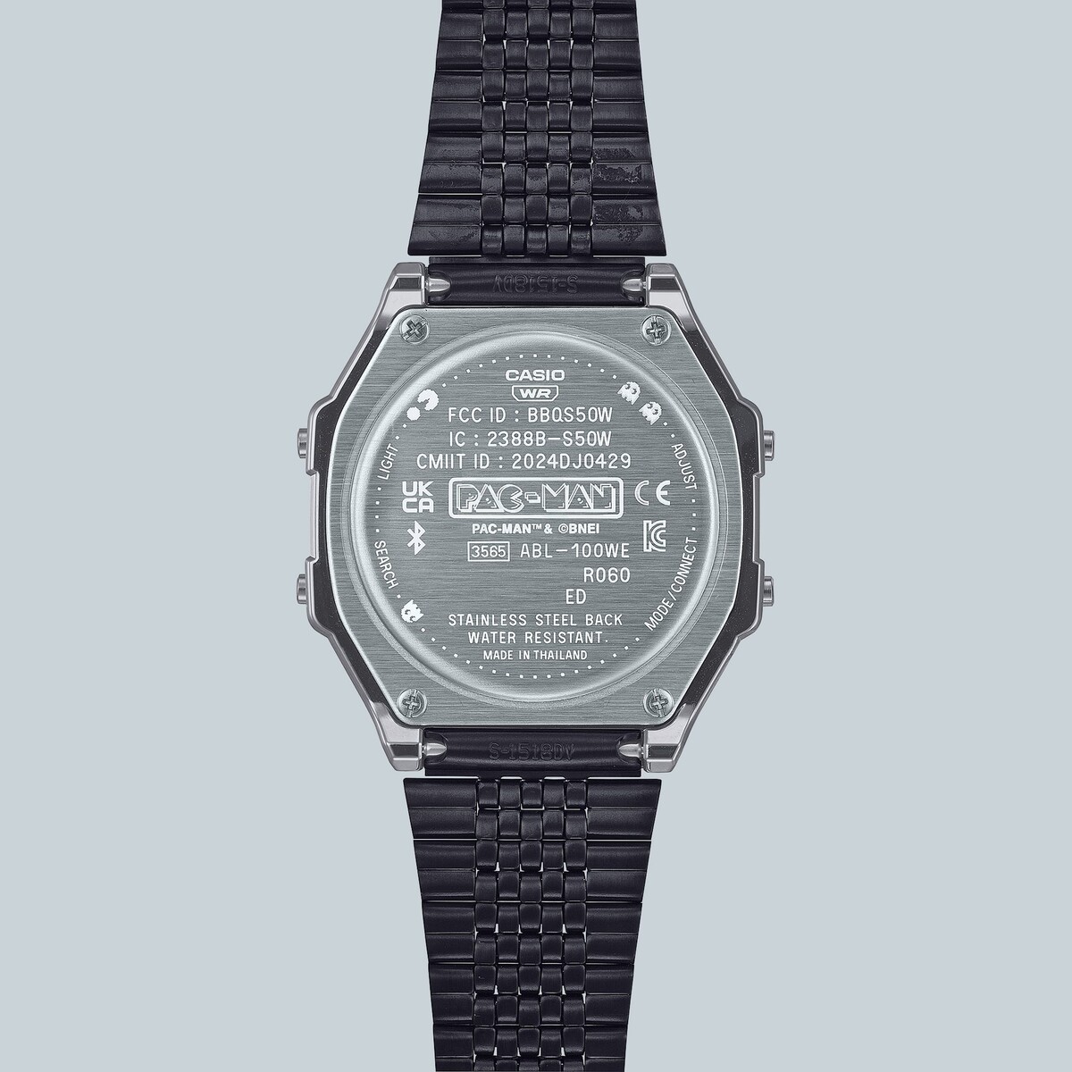 Il retro dell'orologio Casio ABL-100WEPC-1B