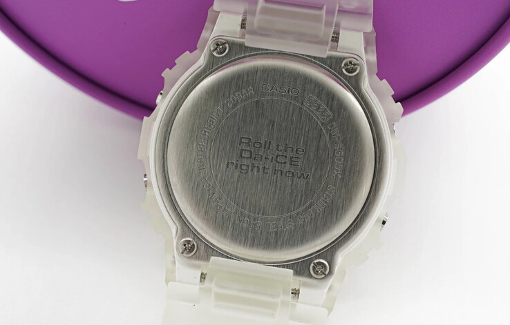 Design minimalista dell'orologio G-Shock DW-5600 Design minimalista dell'orologio G-Shock DW-5600