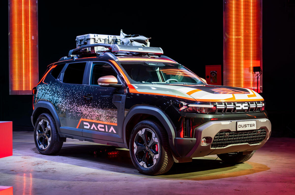 Dacia Duster Soul of Dakar, quarto anteriore. Dacia Duster Soul of Dakar, quarto anteriore.