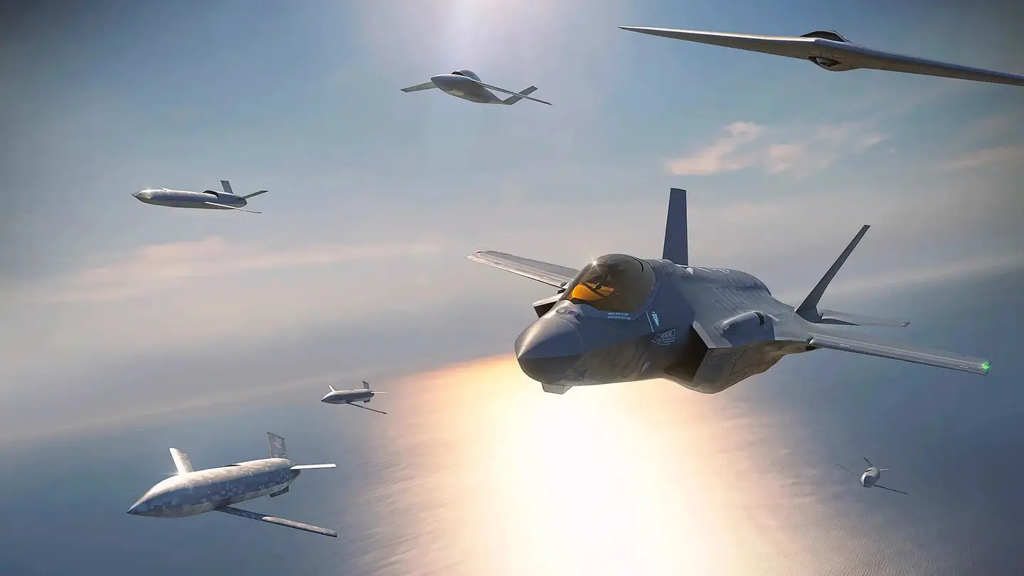 Il bombardiere nucleare B-21 Raider potrebbe gestire i droni che si stanno costruendo per i caccia di quinta e sesta generazione.