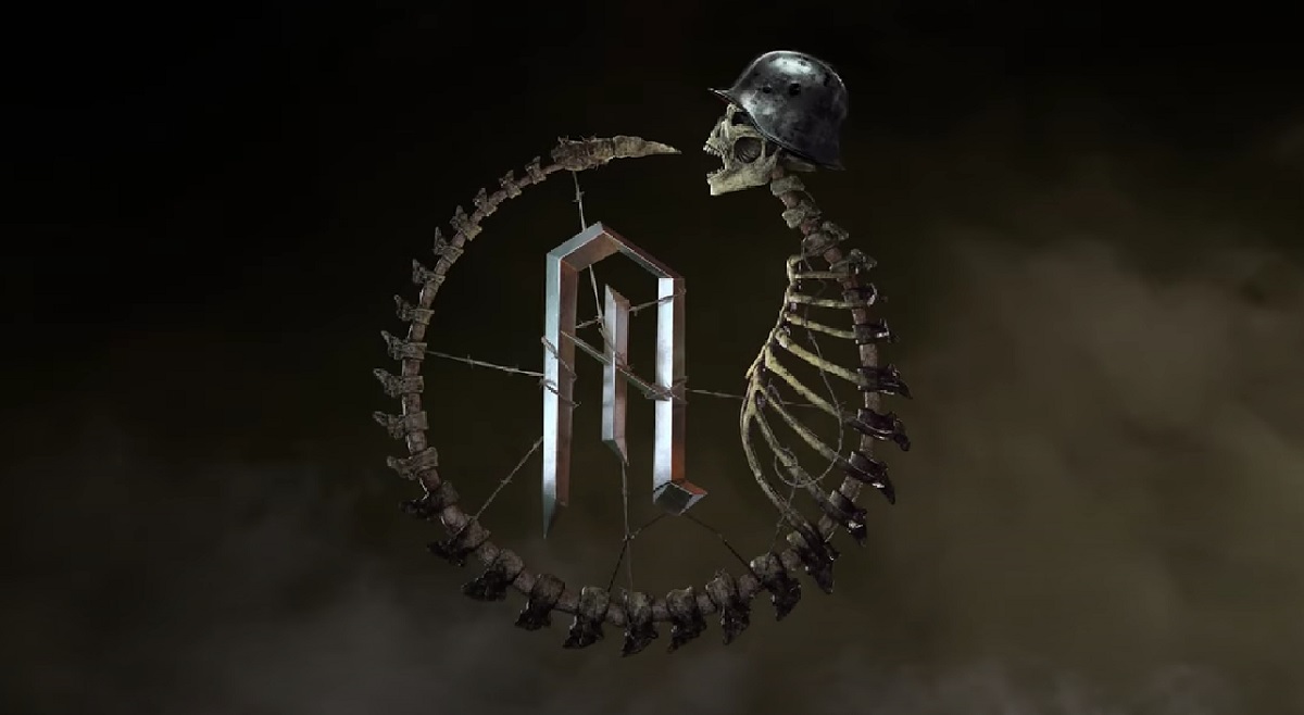 Demoni inquietanti, un aereo precipitato e trincee della Prima Guerra Mondiale nel trailer dell'insolito horror Ad Infinitum
