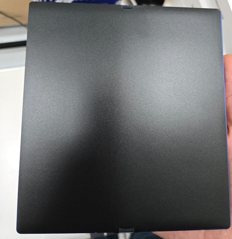 Una foto della nuova unità della fotocamera del Galaxy Z Fold 7 Una foto della nuova unità della fotocamera del Galaxy Z Fold 7