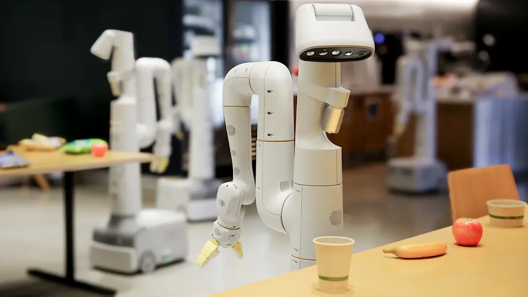 Google ha scritto una "costituzione dei robot". Promette che i droidi AI non uccideranno gli esseri umani. Google ha scritto una "costituzione dei robot". Promette che i droidi AI non uccideranno gli esseri umani.