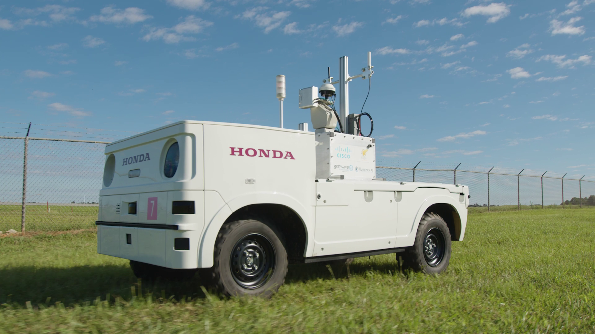 Honda testerà un veicolo da lavoro autonomo all'aeroporto di Toronto Honda testerà un veicolo da lavoro autonomo all'aeroporto di Toronto