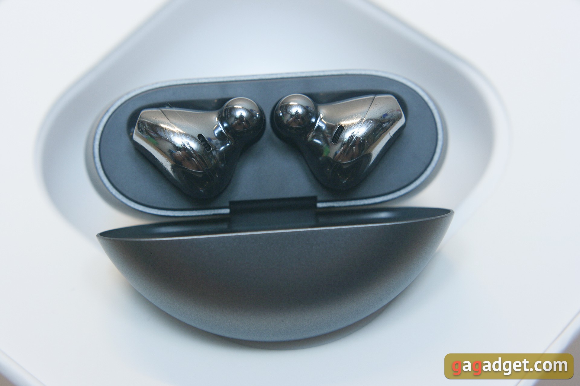TWS in-ear con cancellazione attiva del rumore: recensione di Huawei Freebuds 4-48 TWS in-ear con cancellazione attiva del rumore: recensione di Huawei Freebuds 4-48