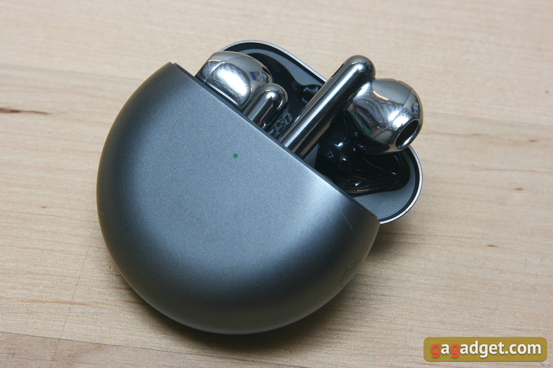 TWS in-ear con cancellazione attiva del rumore: recensione di Huawei Freebuds 4-12 TWS in-ear con cancellazione attiva del rumore: recensione di Huawei Freebuds 4-12