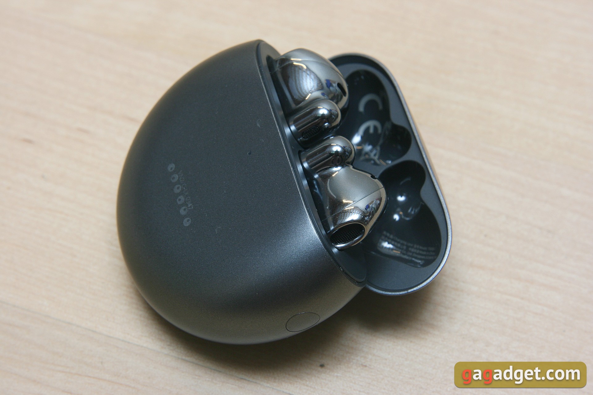 TWS in-ear con cancellazione attiva del rumore: recensione di Huawei Freebuds 4-14 TWS in-ear con cancellazione attiva del rumore: recensione di Huawei Freebuds 4-14
