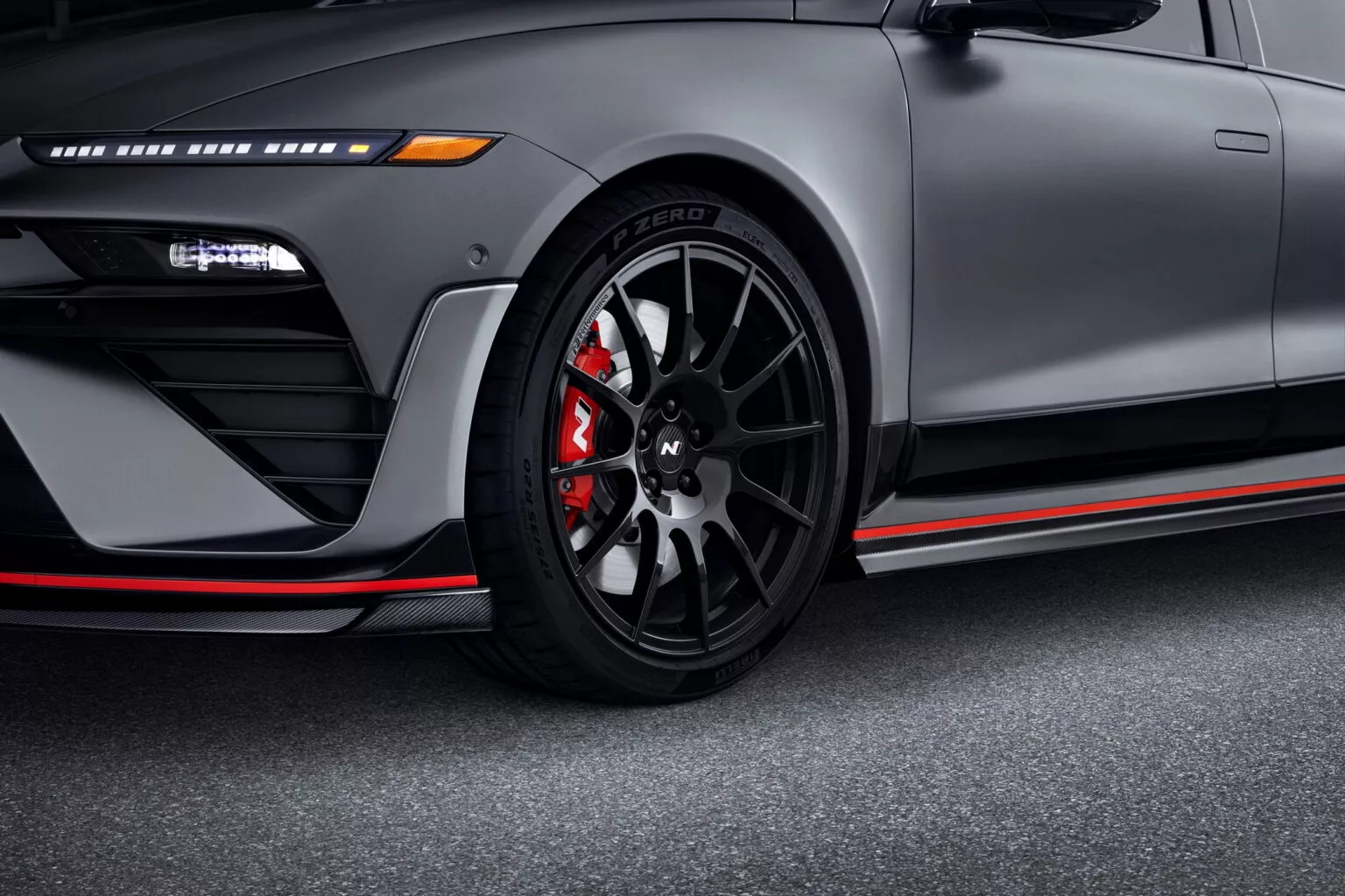 Hyundai Ioniq 6 N body kit - alettone e splitter