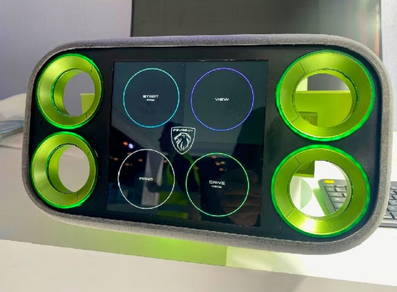 Peugeot sta lavorando a Hypersquare, un volante per auto di nuova generazione con touchpad e funzionalità aggiuntive-3 Peugeot sta lavorando a Hypersquare, un volante per auto di nuova generazione con touchpad e funzionalità aggiuntive-3