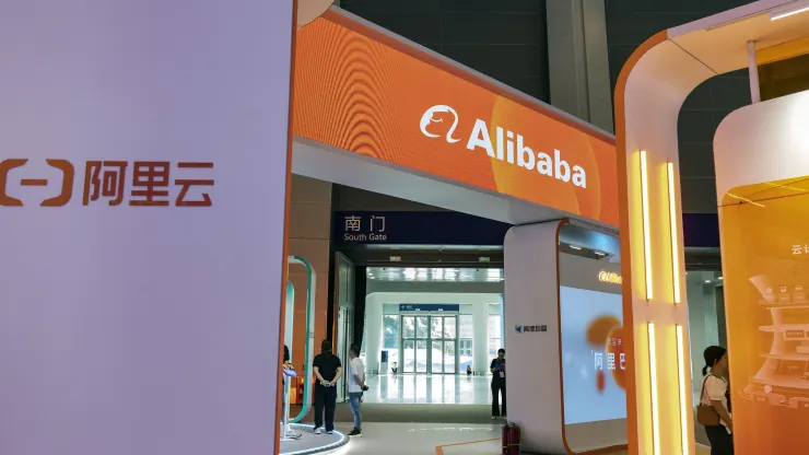 Il CEO di Alibaba: senza l'intelligenza artificiale, l'azienda sarà "espulsa" dal mercato Il CEO di Alibaba: senza l'intelligenza artificiale, l'azienda sarà "espulsa" dal mercato