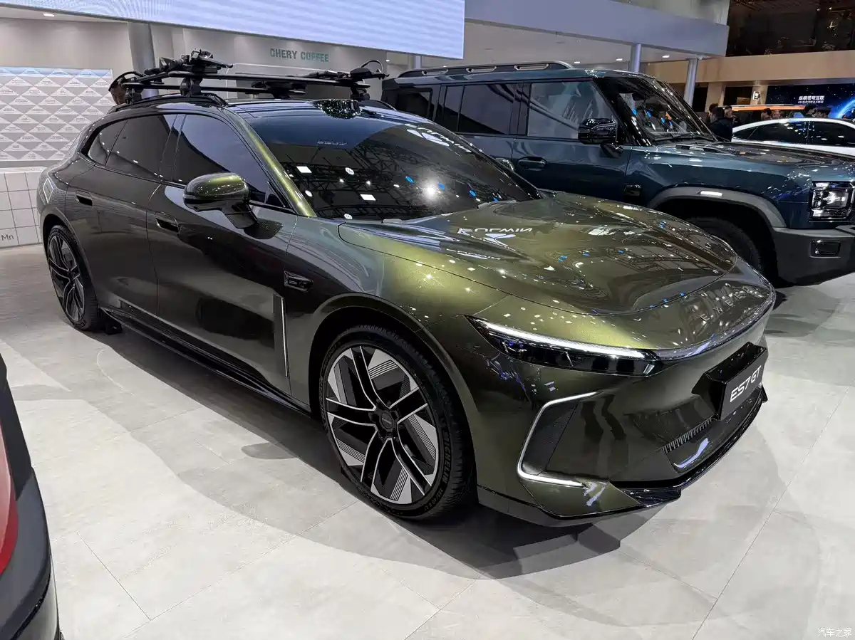 Exlantix ES7 GT alla mostra di Guangzhou